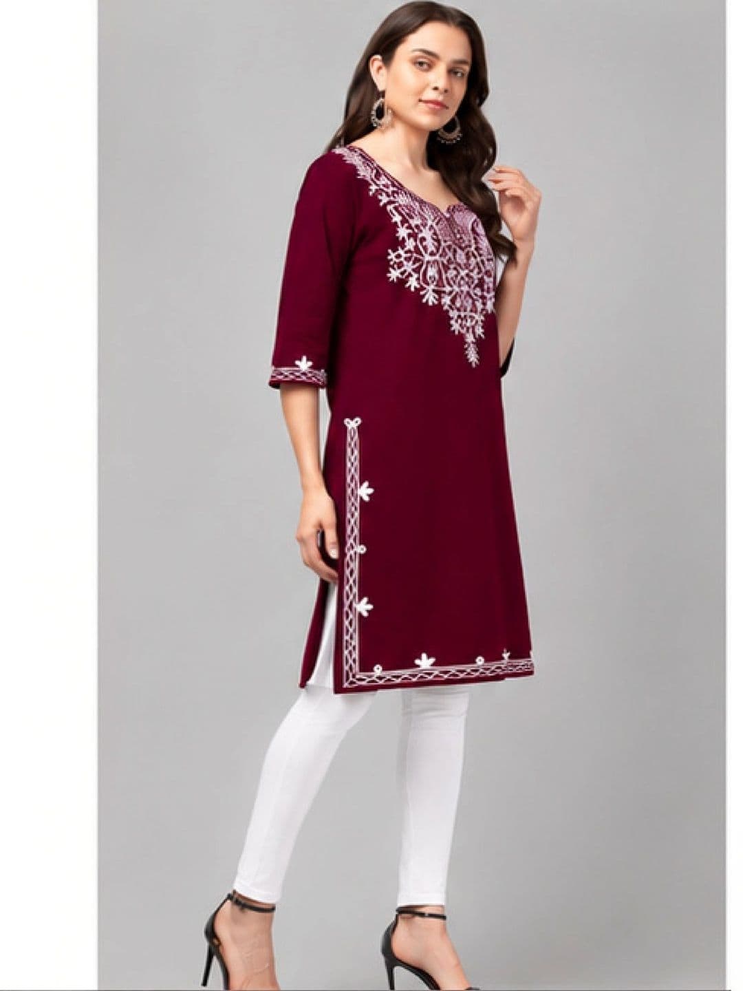 AFFLEON Women Embroidered Thread Work Woollen Kurta thumbnail 2