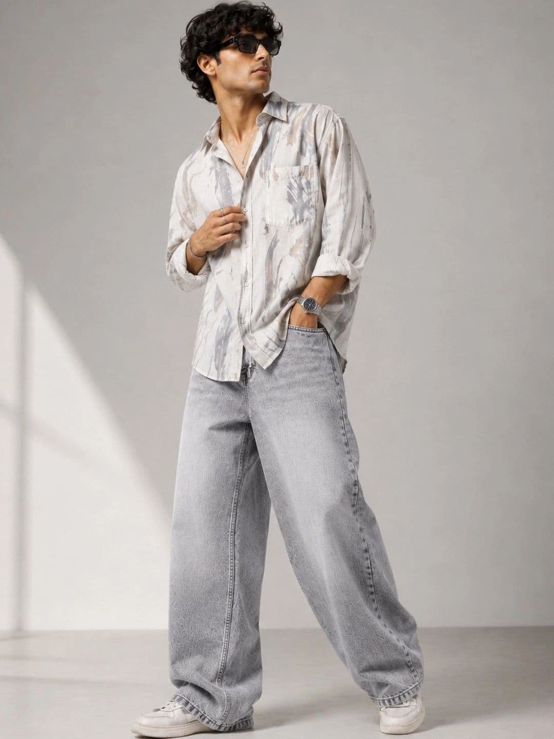 SiNk DENIMS Men Wide Leg Mid-Rise Light Fade Jeans thumbnail 3