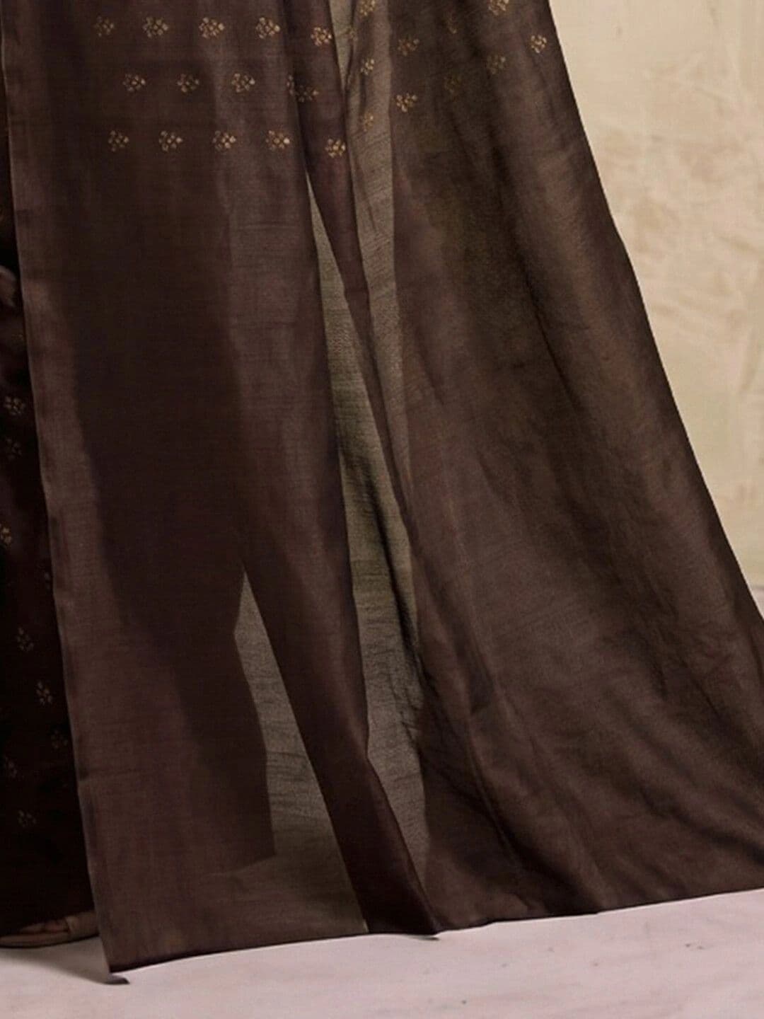 SAARA Zari Silk Blend Saree thumbnail 6