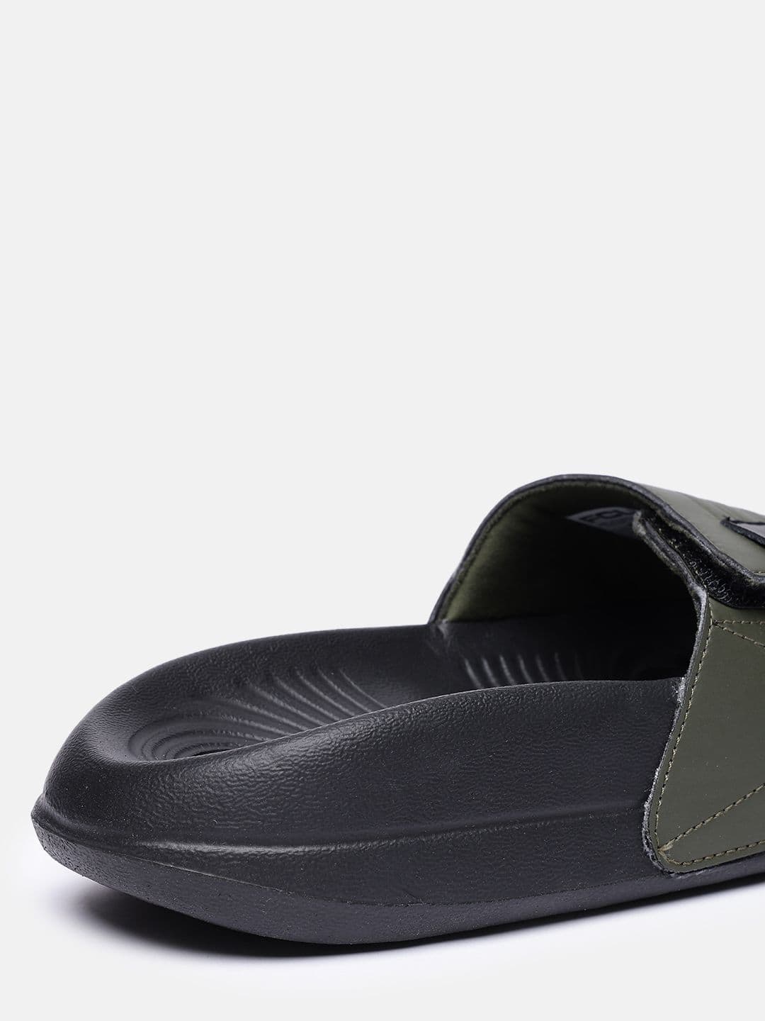 FCUK Men Colourblocked Sliders thumbnail 5