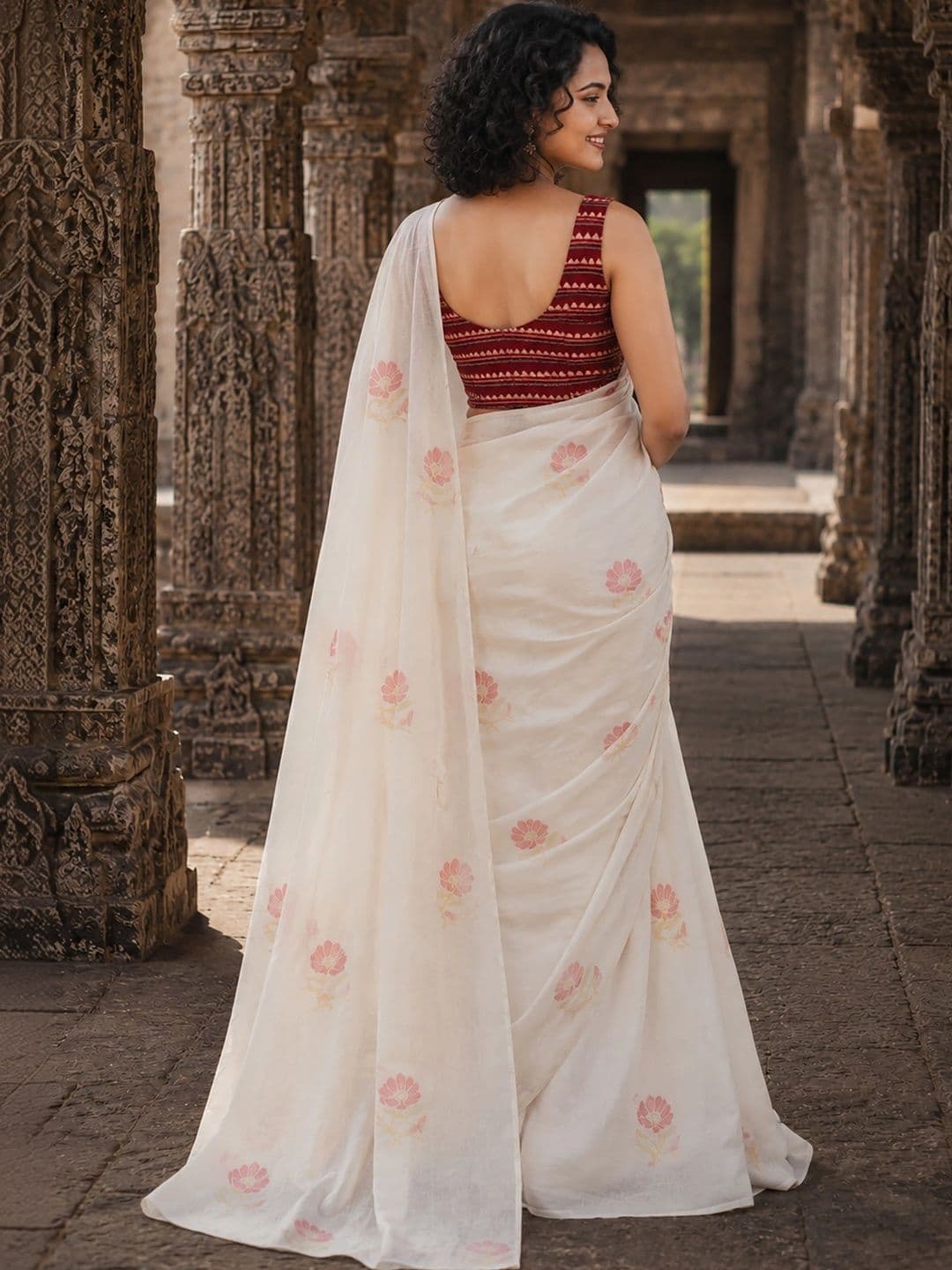 Aldwych Floral Linen Blend Designer Block Print Saree thumbnail 5