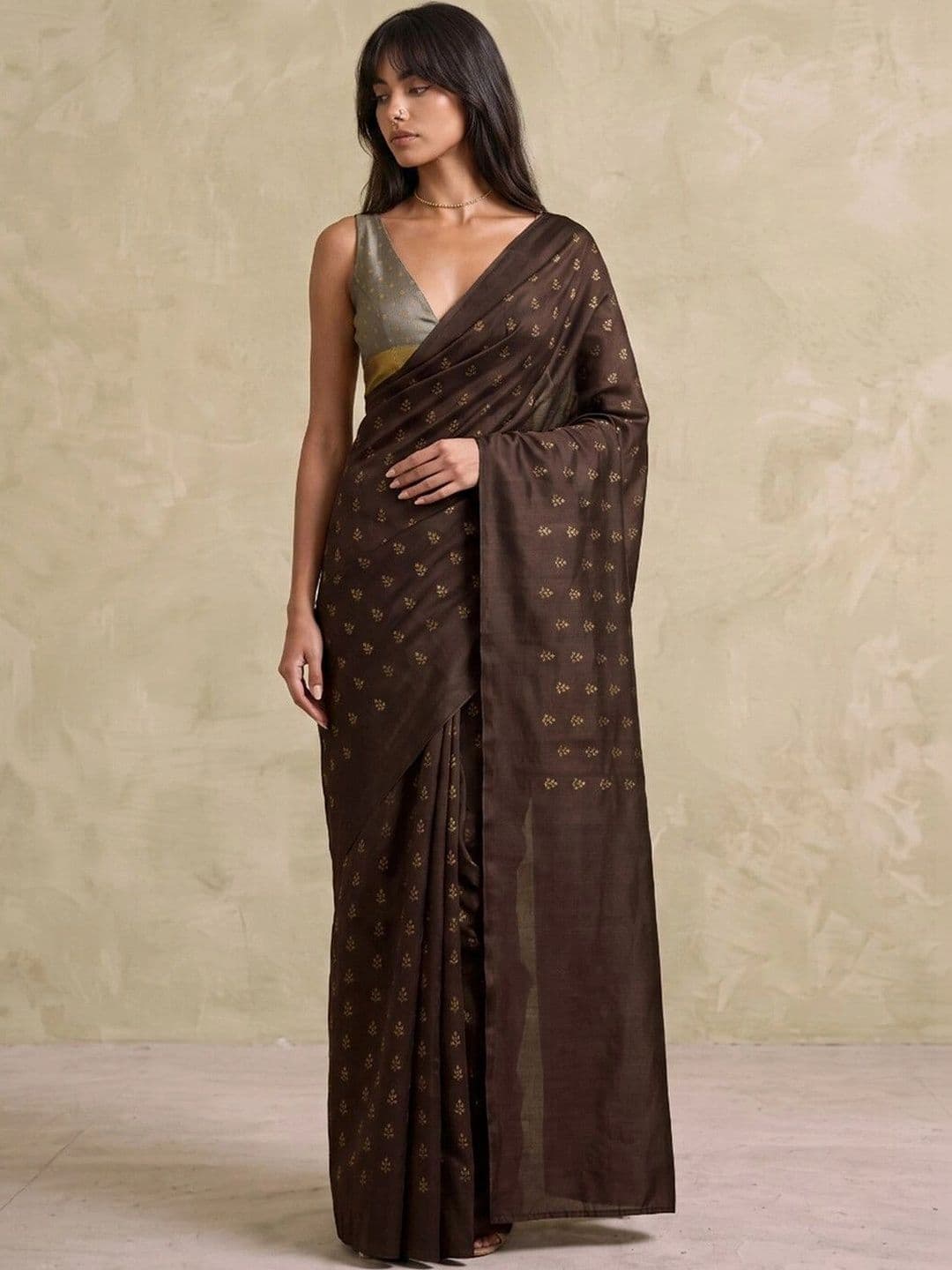 SAARA Zari Silk Blend Saree thumbnail 2
