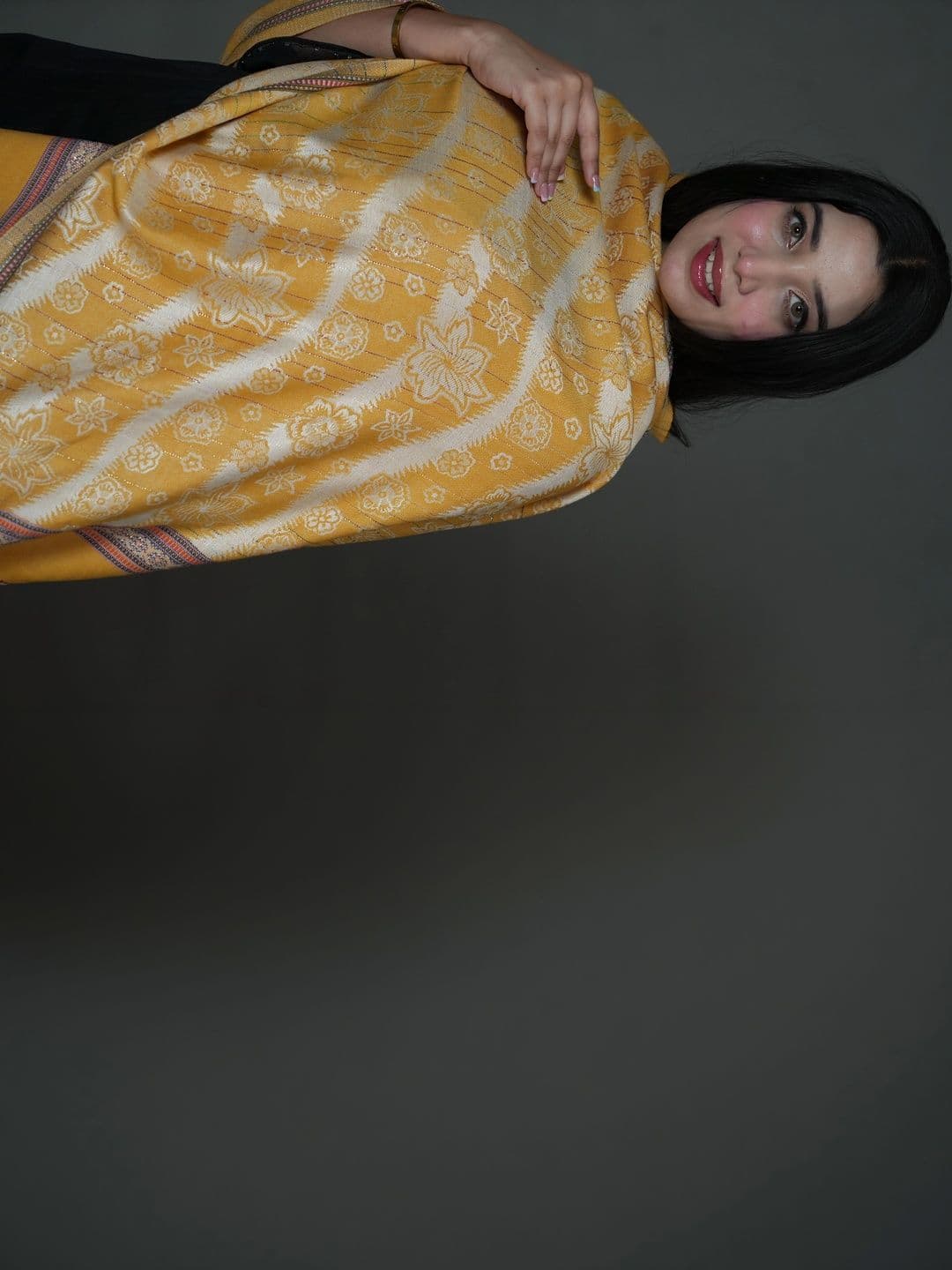 SHIFNEEN Women Floral Printed Acrylic Shawl thumbnail 3