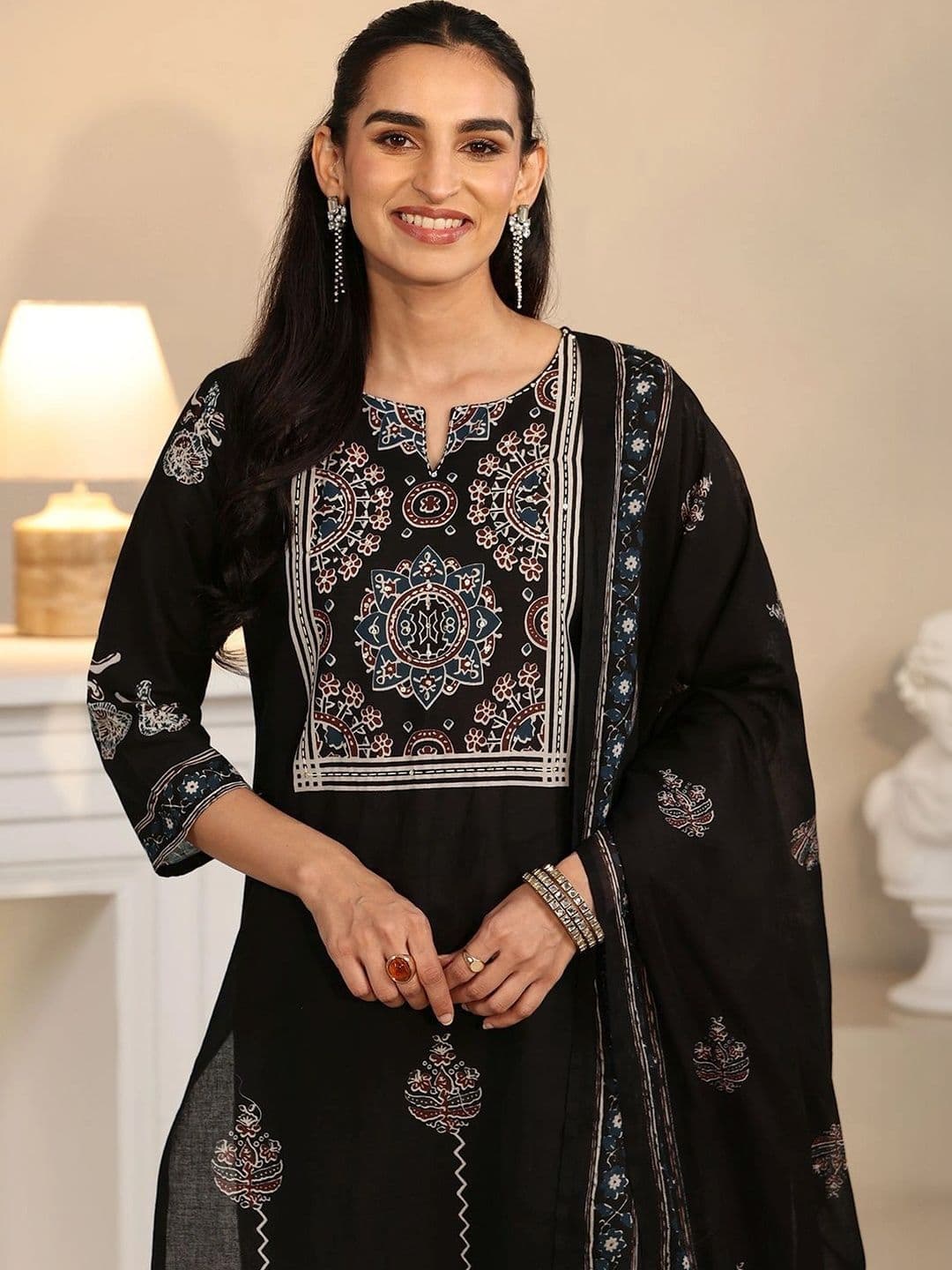 Libas Women Ethnic Motifs Printed Regular Kurta with Trousers & With Dupatta thumbnail 4