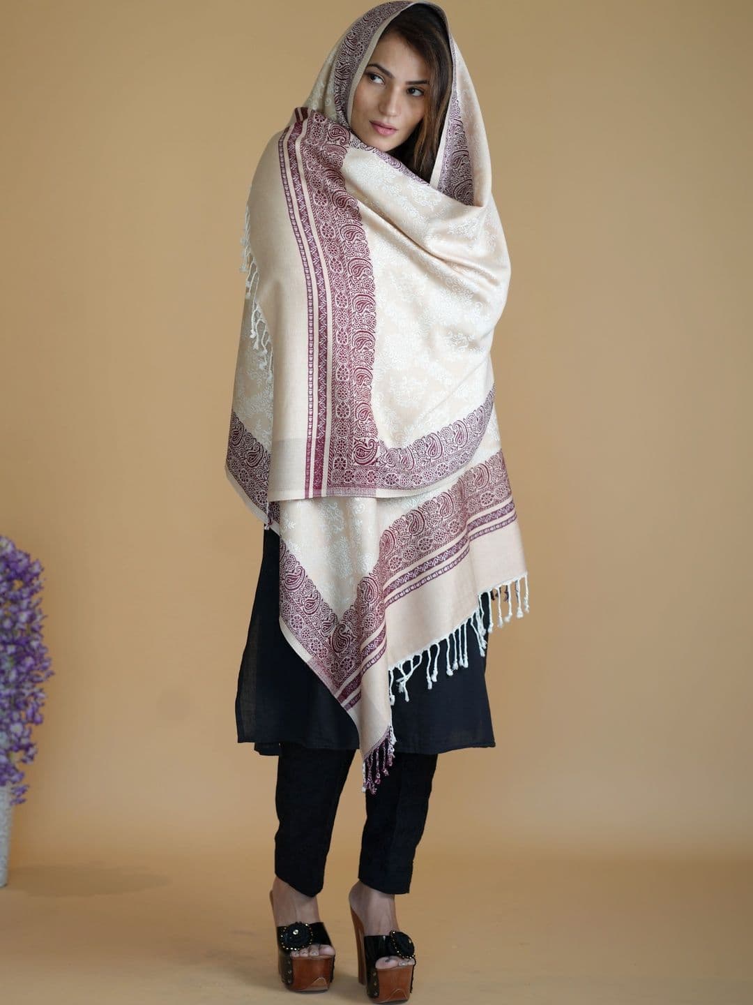 SHIFNEEN Women Paisley Printed Acrylic Shawl thumbnail 3