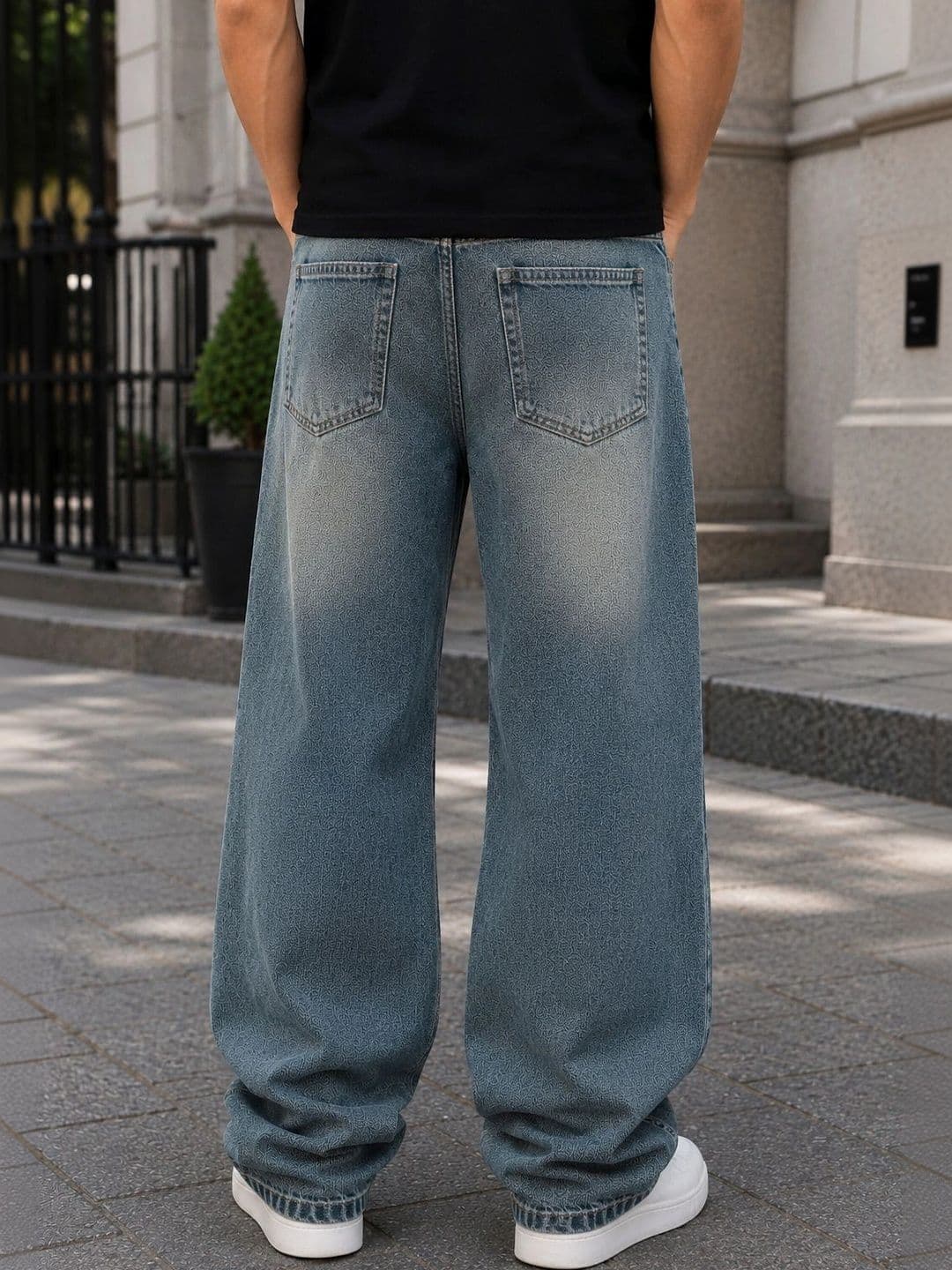 MQ Denim Men Straight Fit Mid-Rise Low Distress Light Fade Jeans thumbnail 3