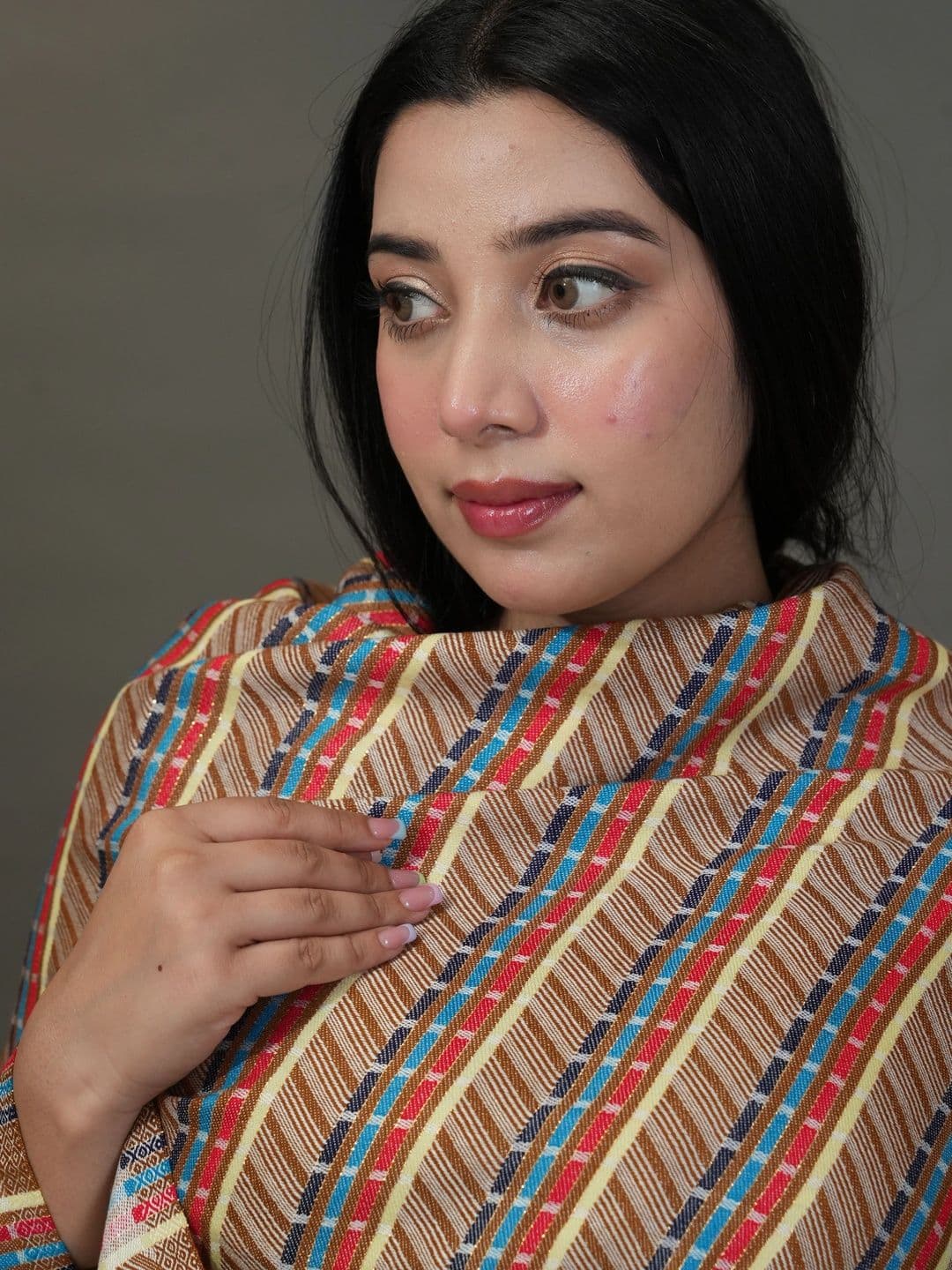 SHIFNEEN Women Geometric Woven Design Acrylic Shawl thumbnail 5