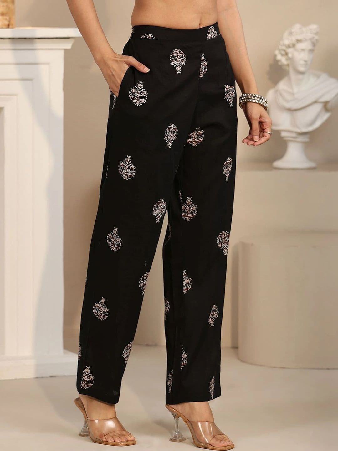 Libas Women Ethnic Motifs Printed Regular Kurta with Trousers & With Dupatta thumbnail 2
