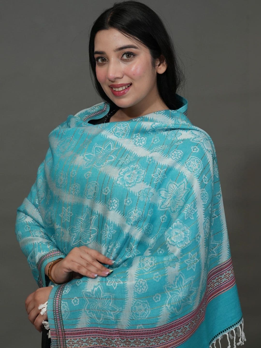 SHIFNEEN Women Floral Printed Acrylic Shawl thumbnail 3