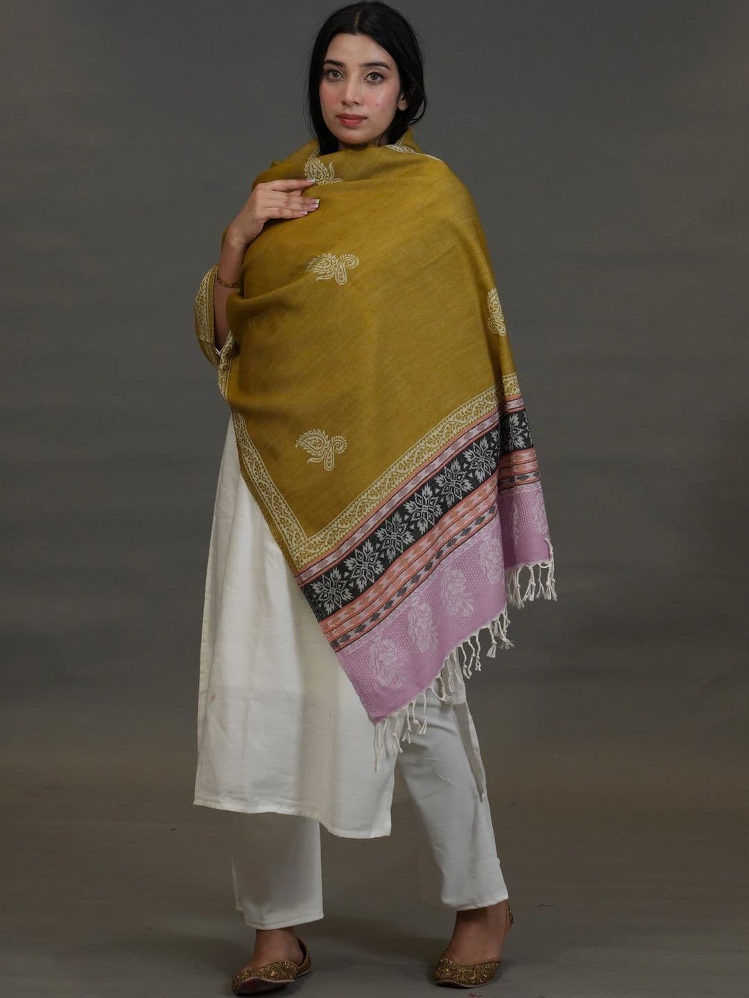 SHIFNEEN Women Ethnic Motifs Embroidered Acrylic Shawl thumbnail 3