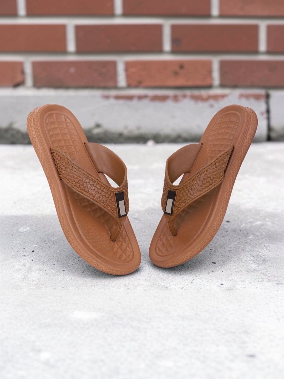 Kapani Fashion Men Croslite Thong Flip-Flops - view 1