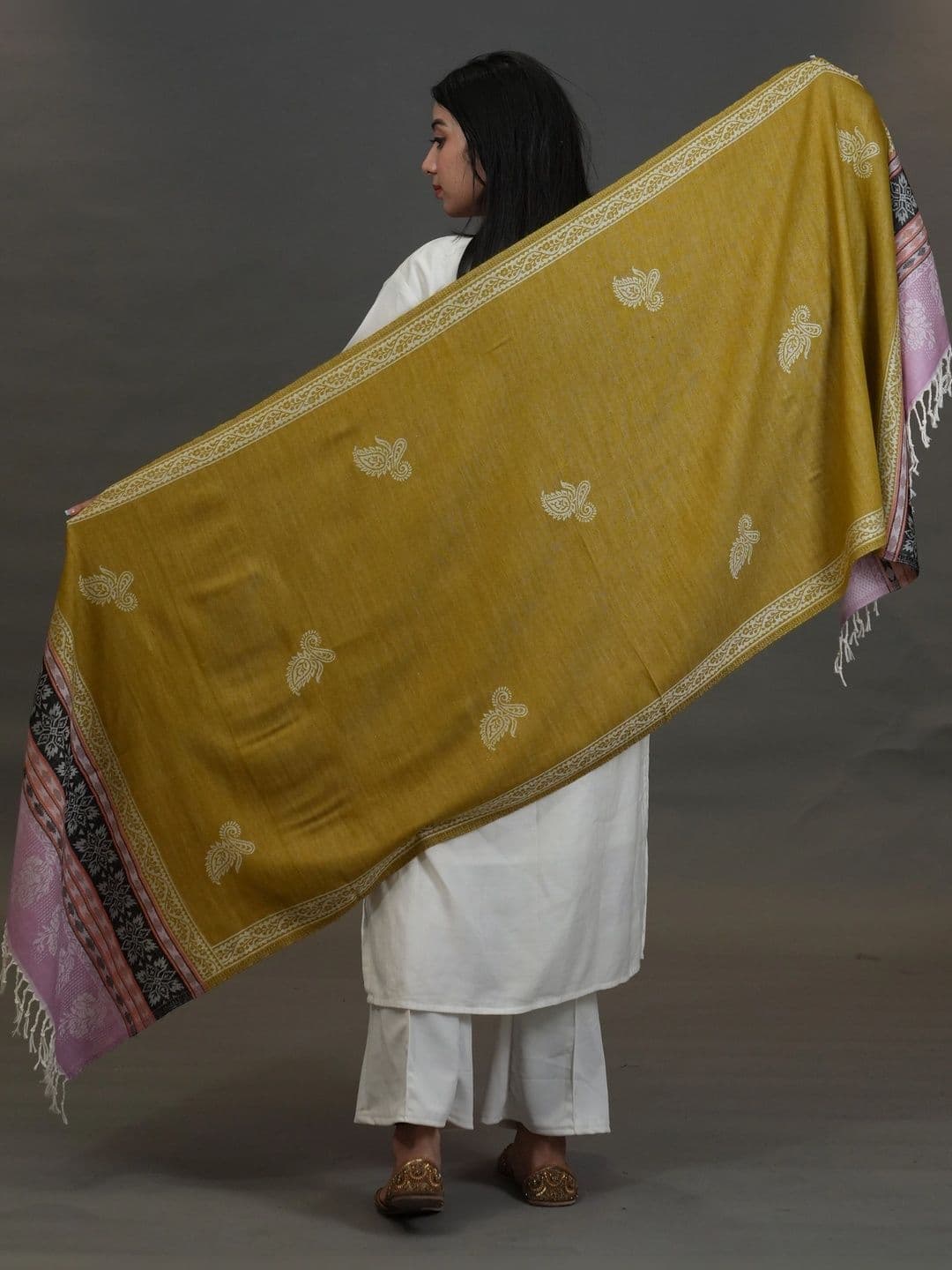 SHIFNEEN Women Ethnic Motifs Embroidered Acrylic Shawl thumbnail 4