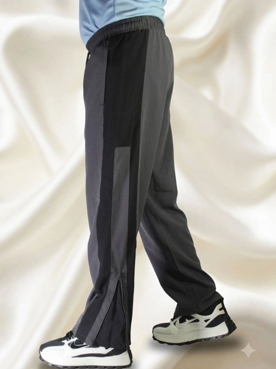 Bite and Style Men Straight Fit Colourblocked Training Track Pants thumbnail 3