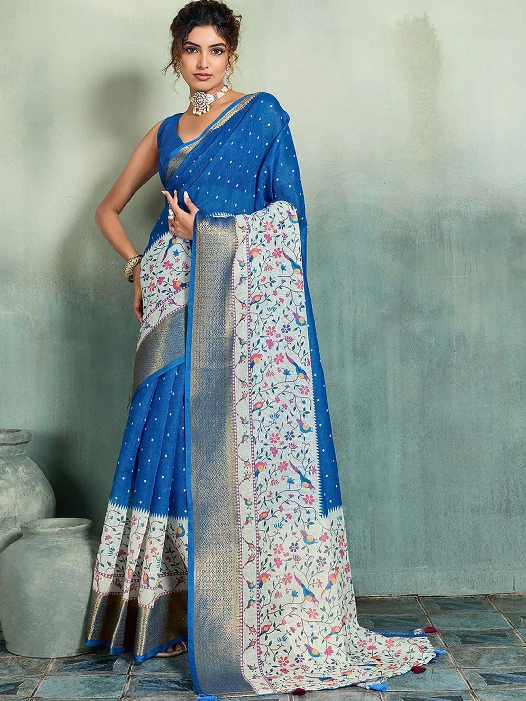 AMRUTKALA SAREES Floral Zari Designer Block Print Saree - view 1