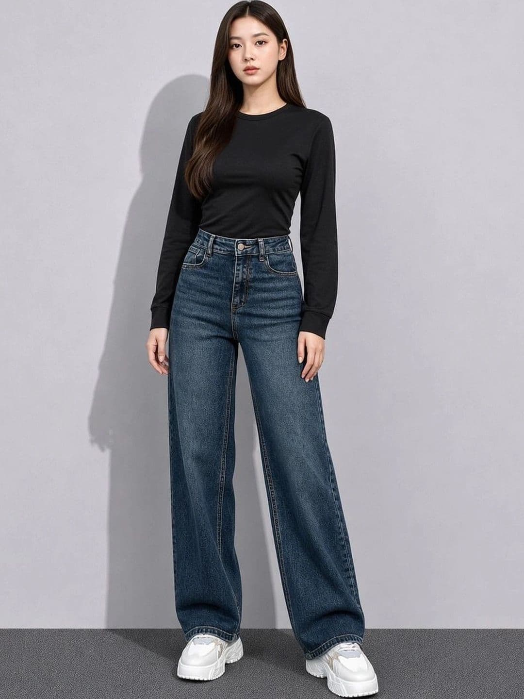 The Roadster Lifestyle Co. Women Pure Cotton Clean Look Straight Fit Jeans thumbnail 5