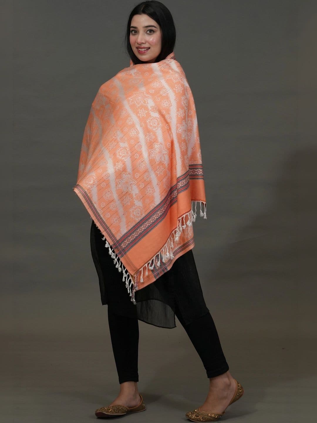SHIFNEEN Women Floral Printed Acrylic Shawl thumbnail 3