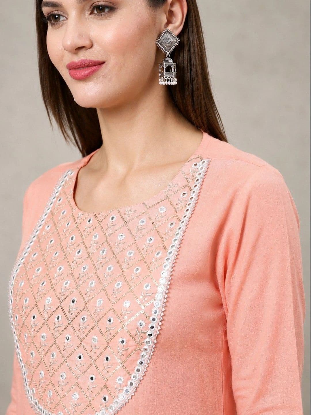Sangria Women Embellished Mirror Work Kurta thumbnail 3