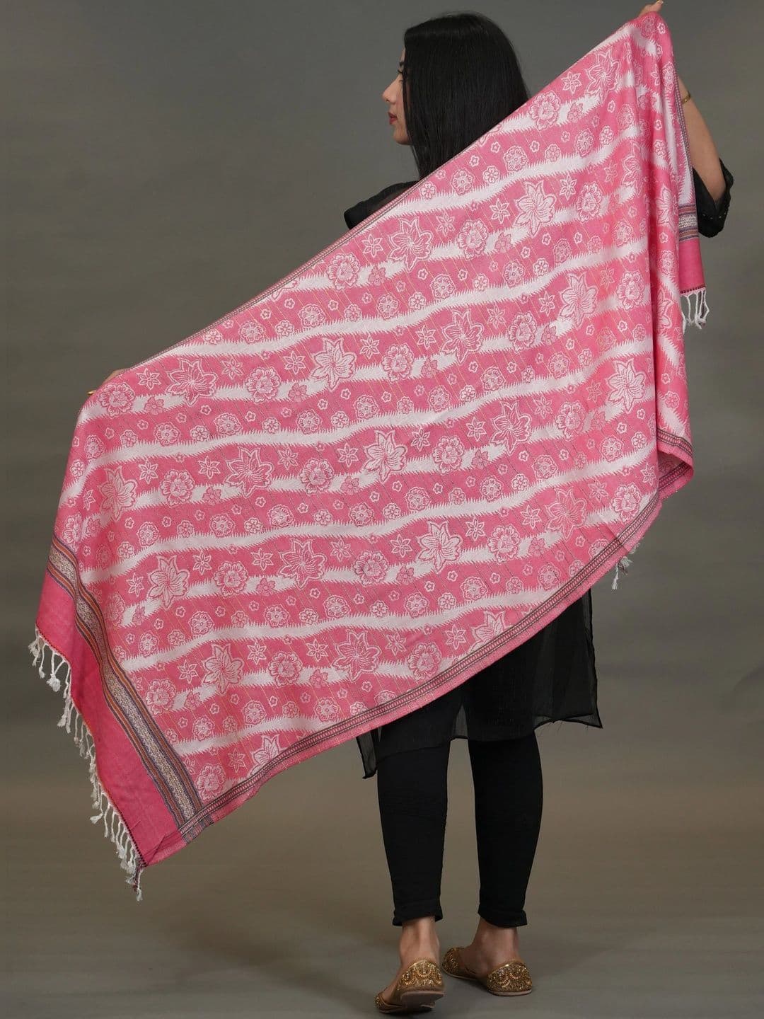 SHIFNEEN Women Floral Woven Design Acrylic Shawl thumbnail 5