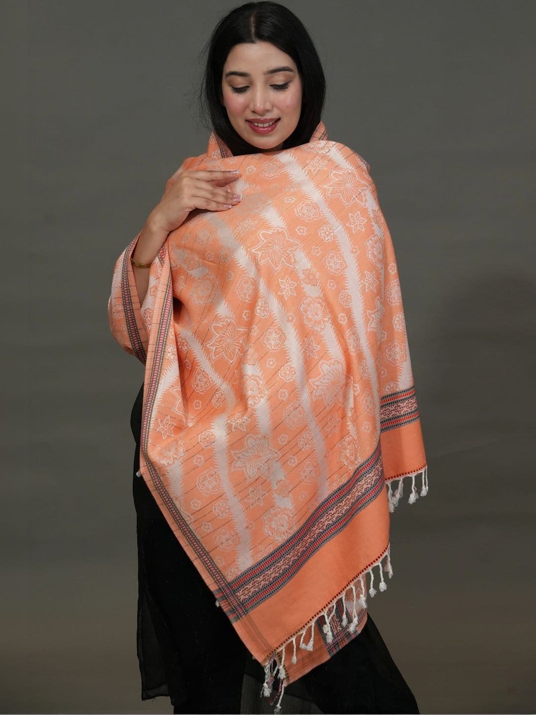 SHIFNEEN Women Floral Printed Acrylic Shawl thumbnail 2
