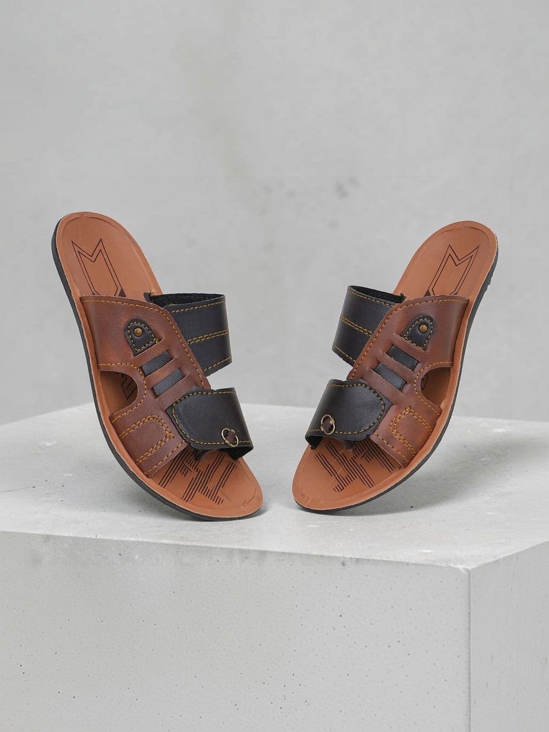 Kapani Fashion Men Colourblocked Croslite Sliders - view 1