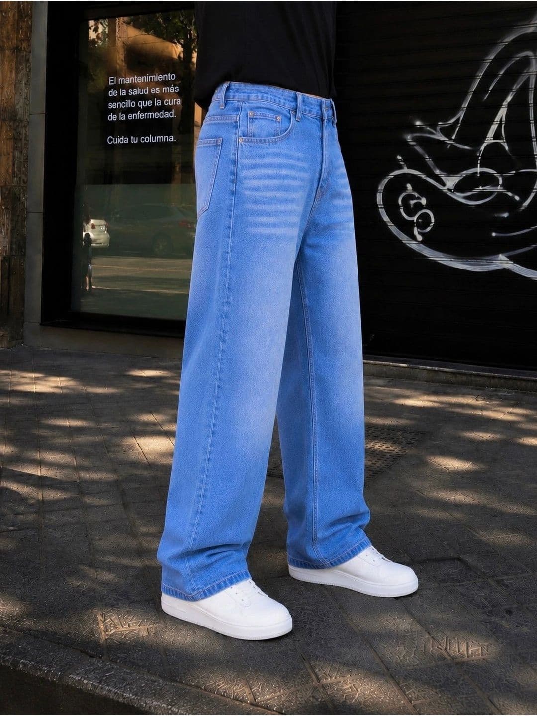 MQ Denim Men Straight Fit Mid-Rise Light Fade Jeans thumbnail 3
