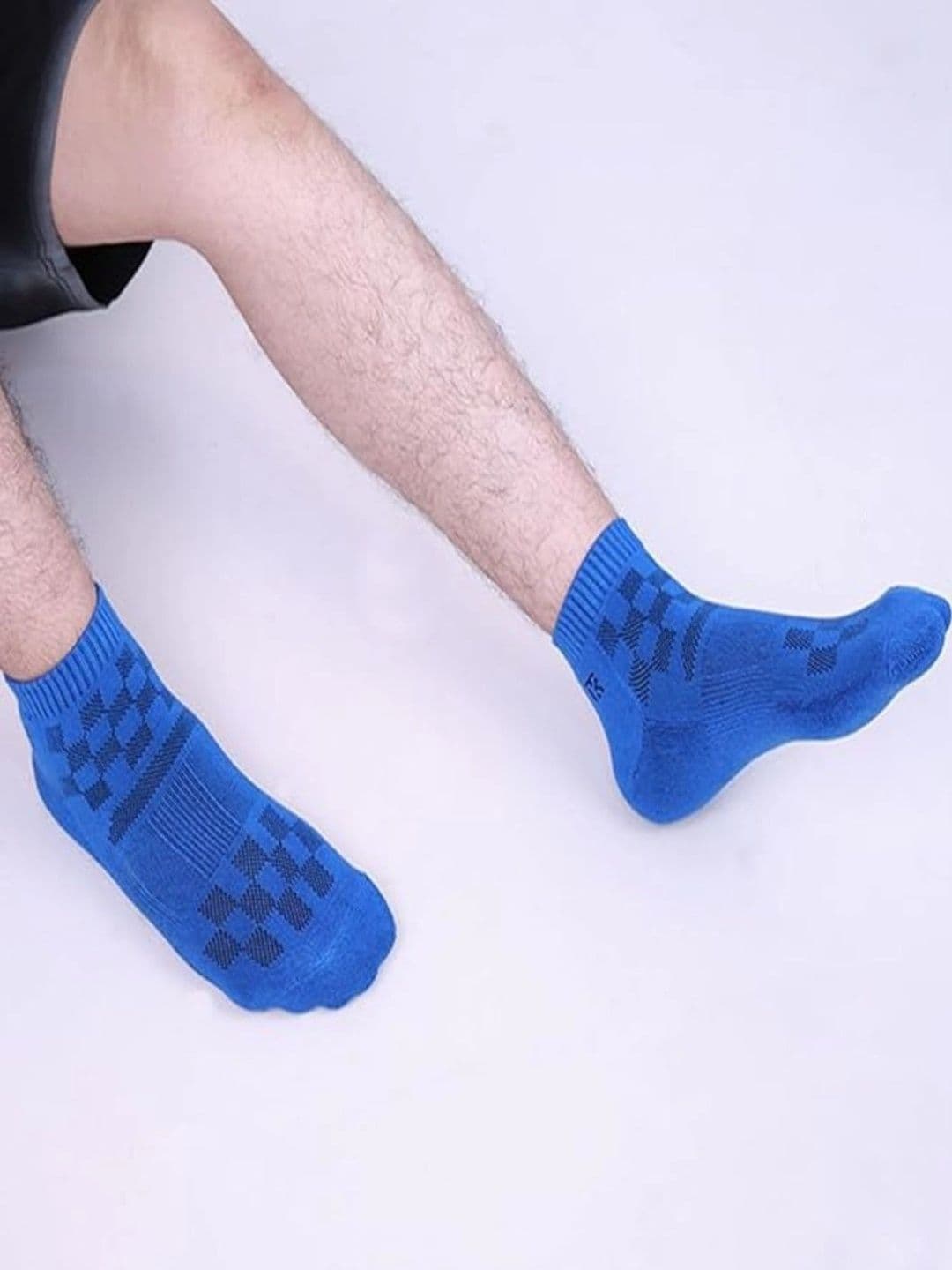 Kikitoes Men Pack of 3 Assorted Patterned Ankle Length Socks thumbnail 5