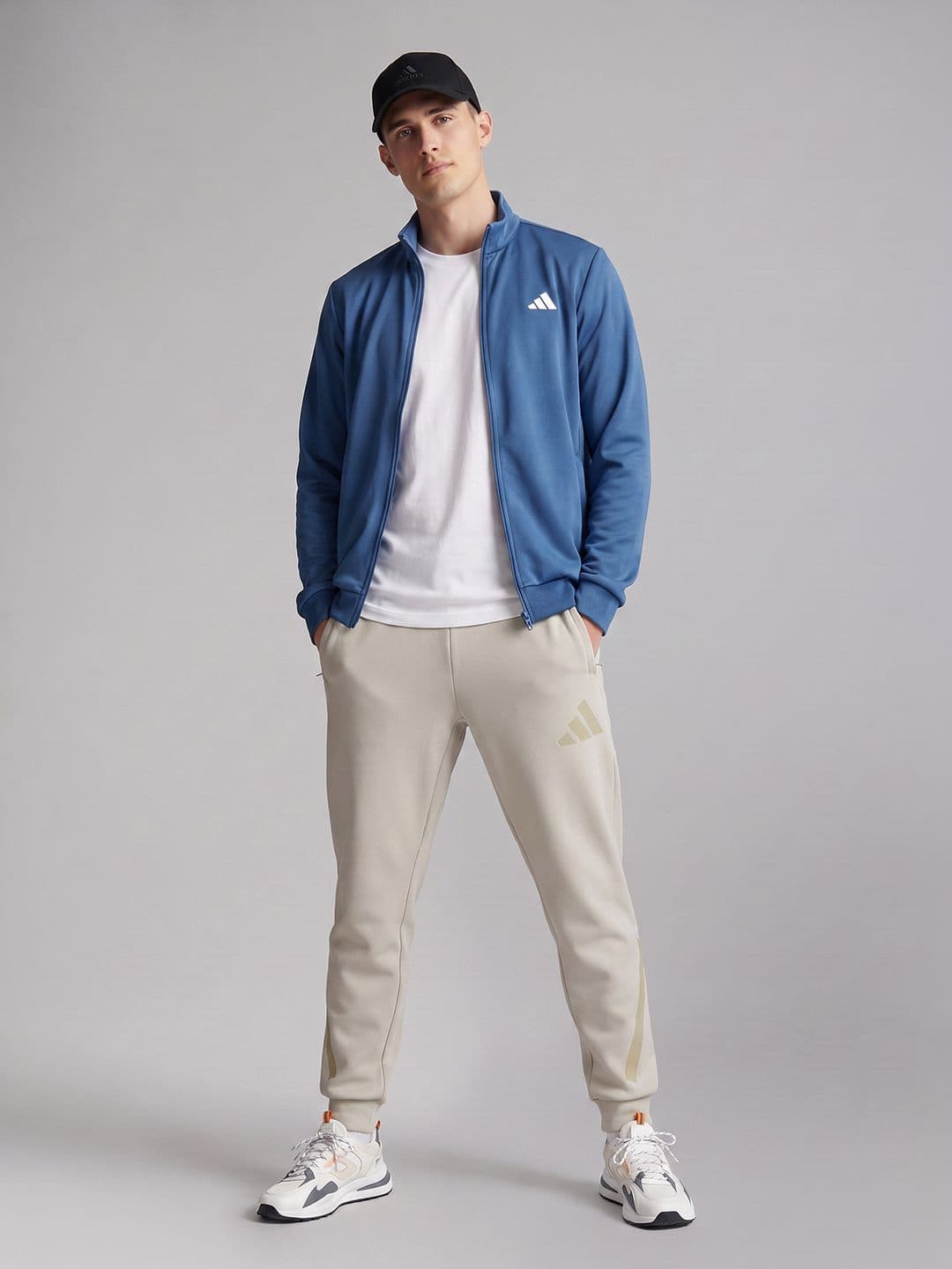 ADIDAS Mock Neck  Brand Logo Sporty Jacket thumbnail 3