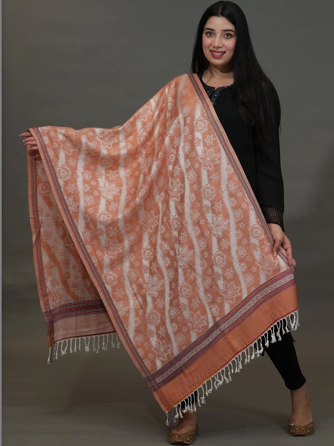 SHIFNEEN Women Floral Printed Acrylic Shawl thumbnail 3