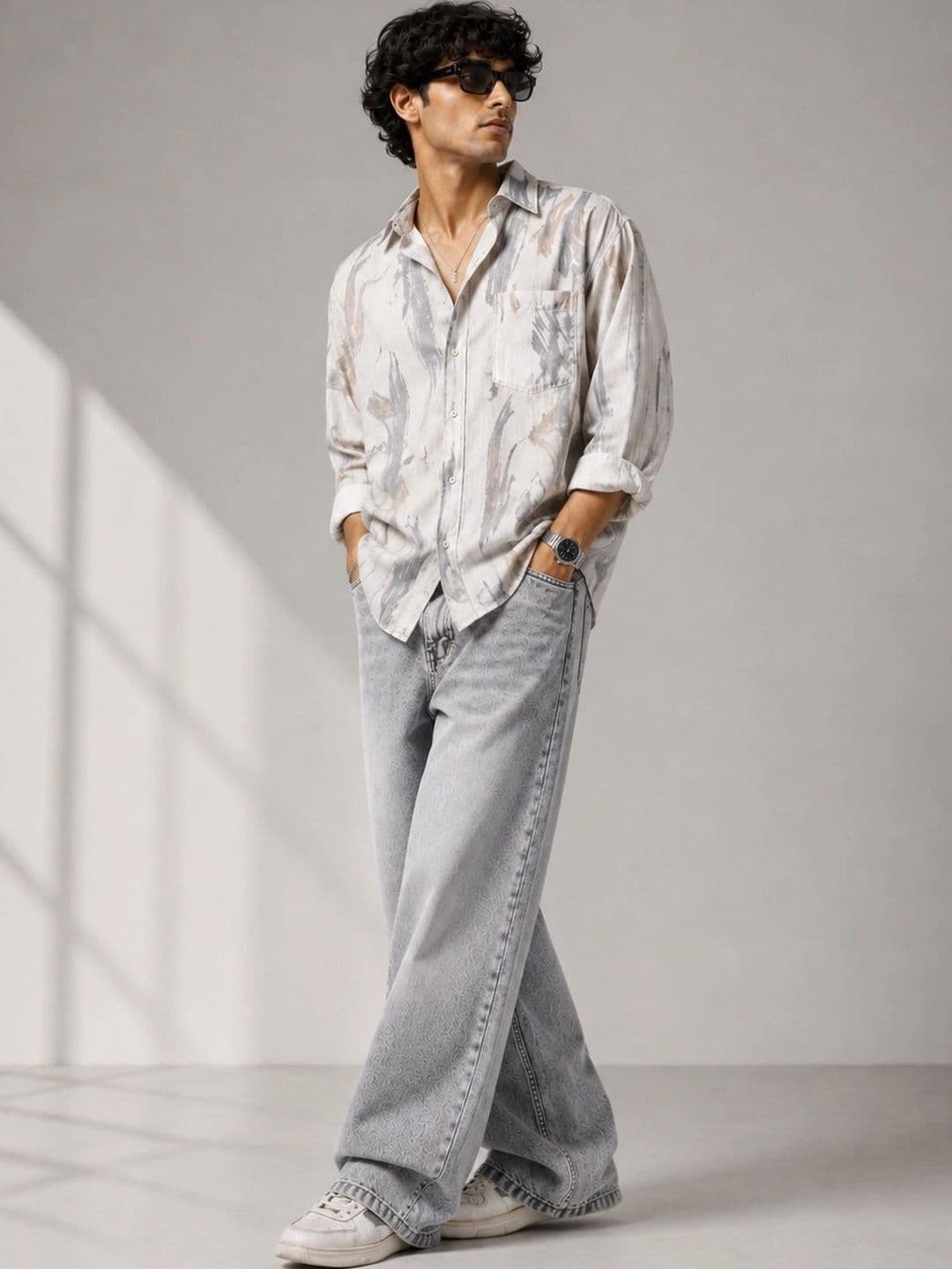 SiNk DENIMS Men Wide Leg Mid-Rise Light Fade Jeans thumbnail 2