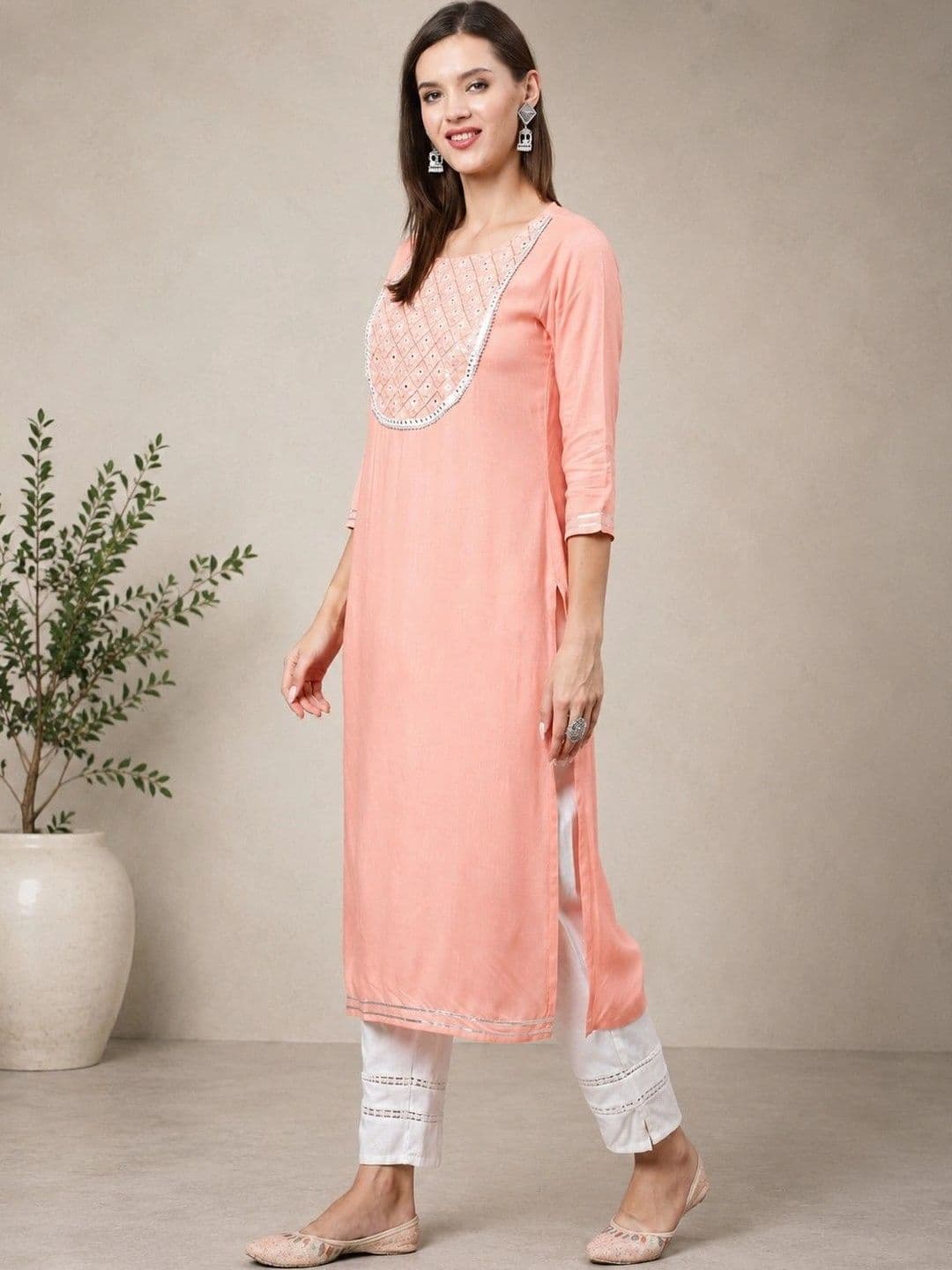 Sangria Women Embellished Mirror Work Kurta thumbnail 2