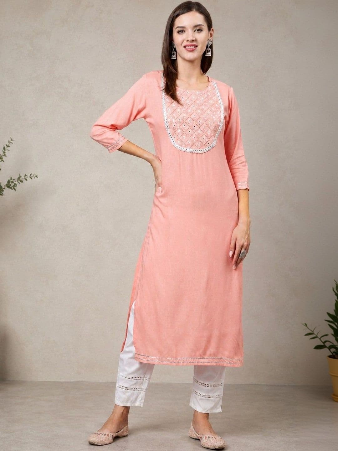Sangria Women Embellished Mirror Work Kurta thumbnail 4