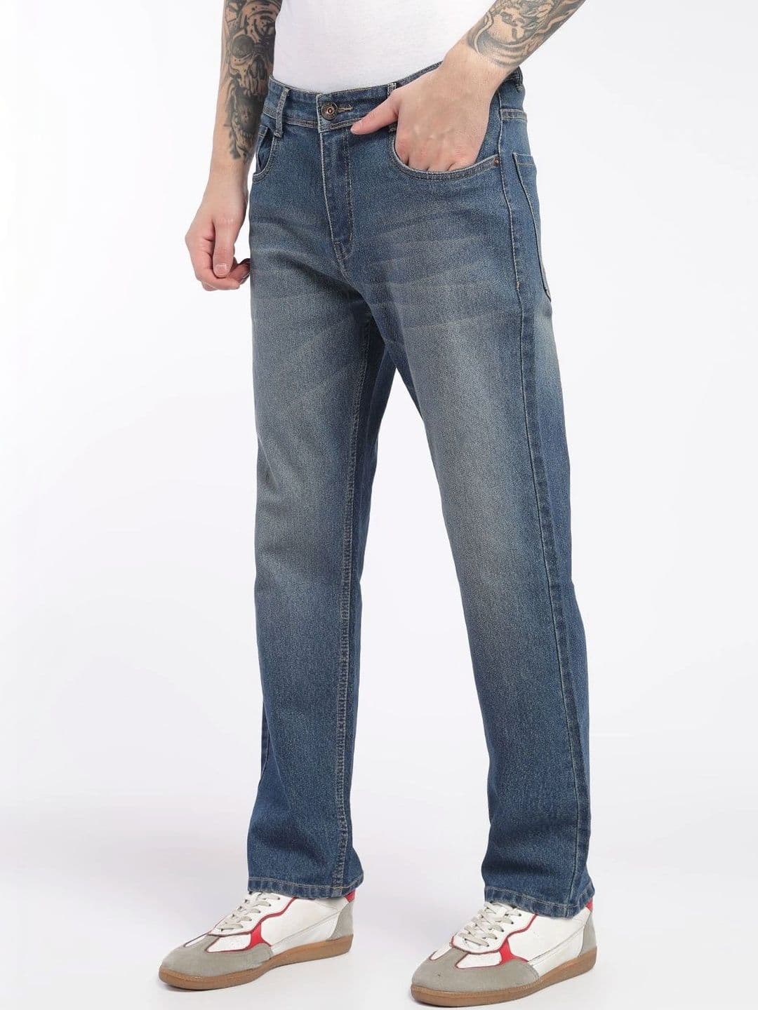 zayla Men Jean Regular Fit Mid-Rise Light Fade Stretchable Jeans thumbnail 5