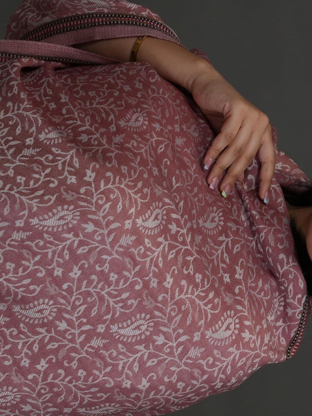SHIFNEEN Women Botanical Printed Acrylic Shawl thumbnail 3