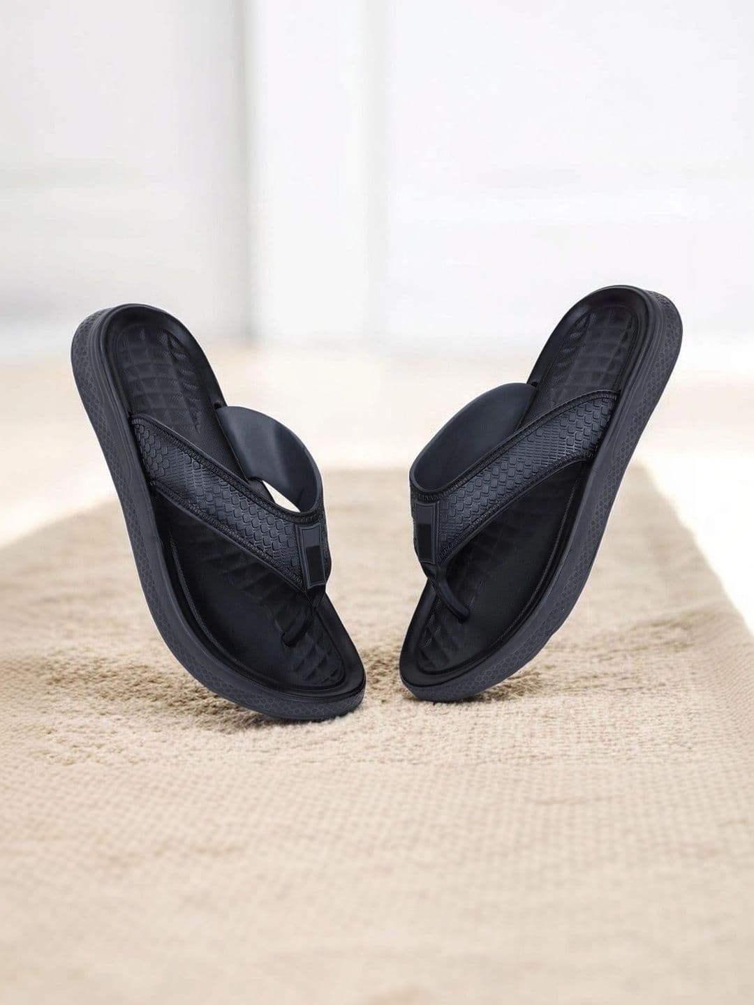 Kapani Fashion Men Croslite Thong Flip-Flops - view 1