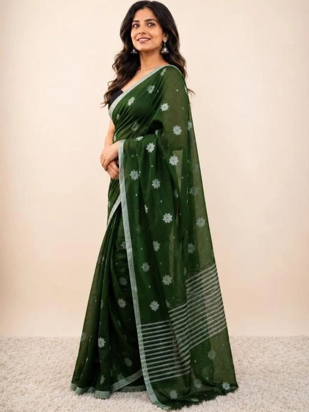 SHYAMALI BOUTIQUE Floral Pure Cotton Saree thumbnail 2