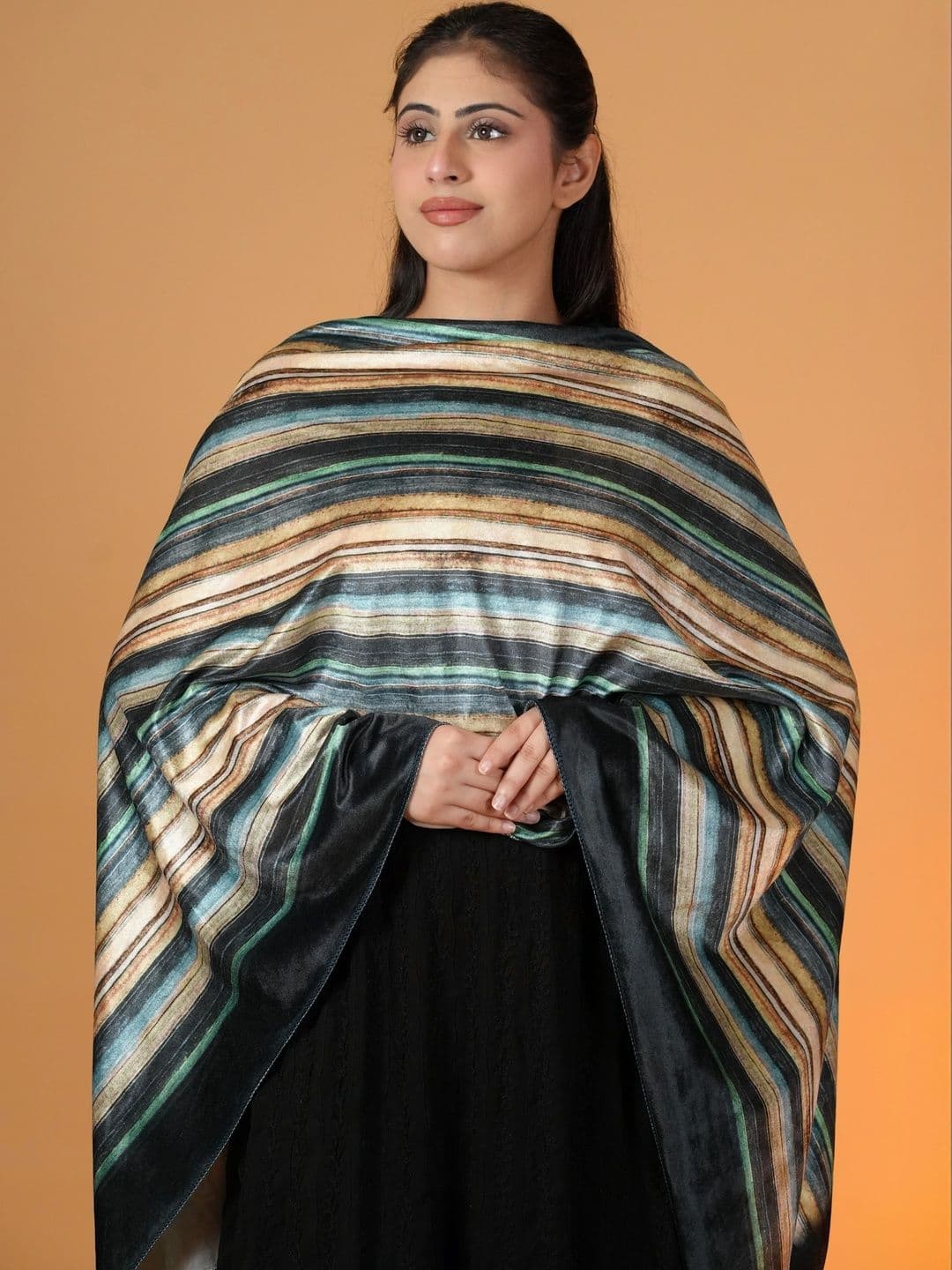 SHIFNEEN Women Striped Printed Velvet Shawl thumbnail 2