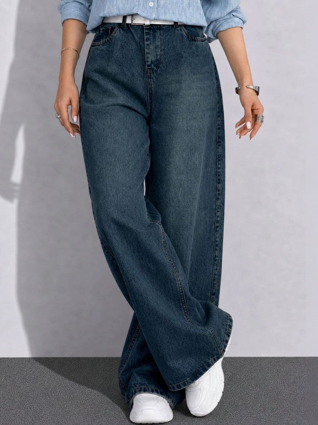The Roadster Lifestyle Co Women Pure Cotton No Fade Clean Look Wide Leg Fit Jeans thumbnail 6