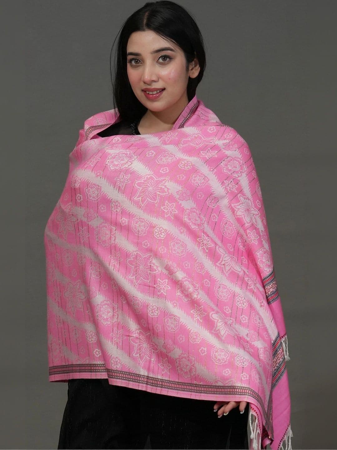 SHIFNEEN Women Floral Printed Acrylic Shawl thumbnail 3