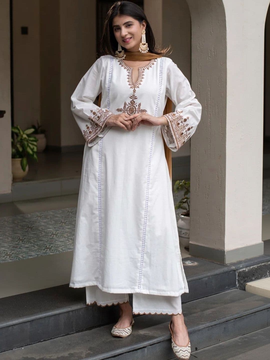 Laxmichhaya Women Round Neck White Ethnic Motif Embroidered Kurta with Palazzo and Dupatta thumbnail 4