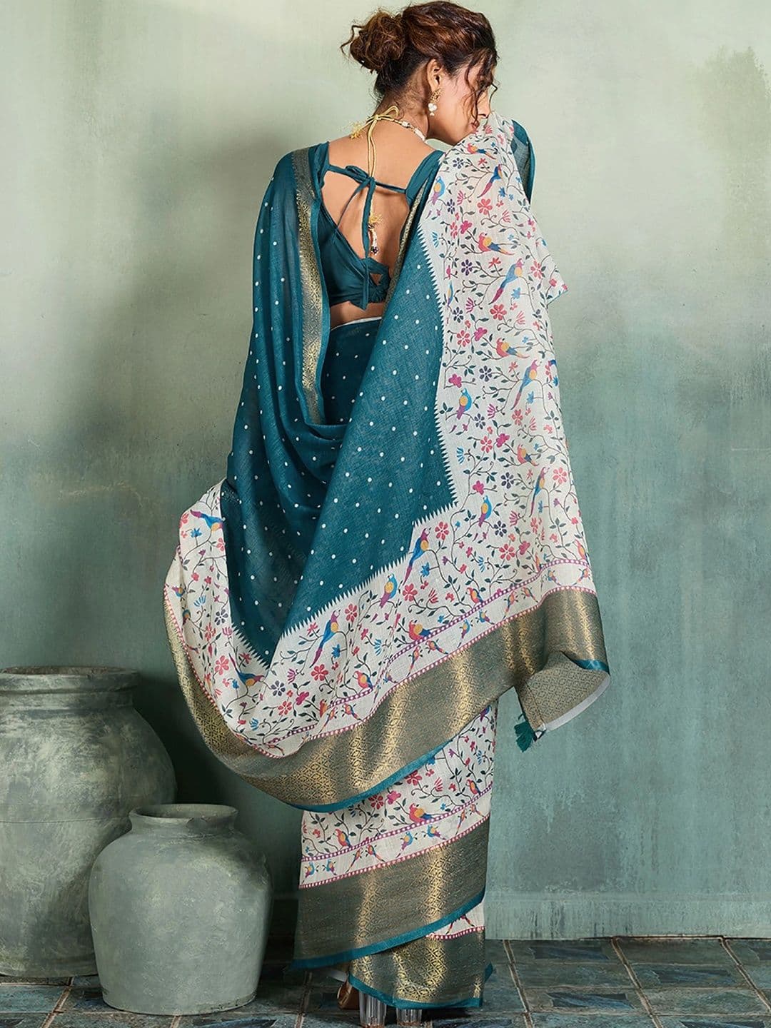 AMRUTKALA SAREES Floral Designer Block Print Saree thumbnail 3