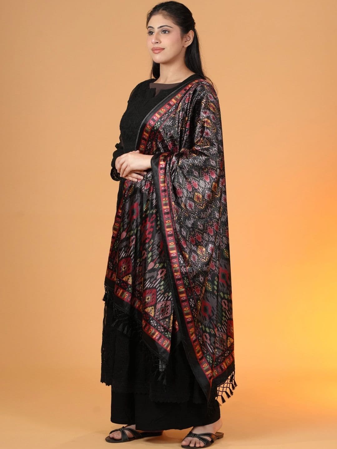 SHIFNEEN Women Ethnic Motifs Printed Velvet Shawl thumbnail 2