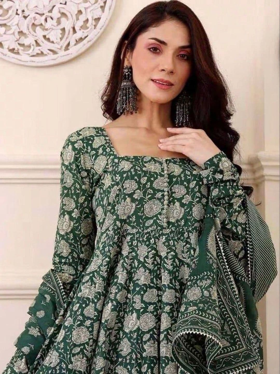 Mogra Designs Women Ethnic Motifs Printed Regular Kurta with Trousers & With Dupatta thumbnail 3