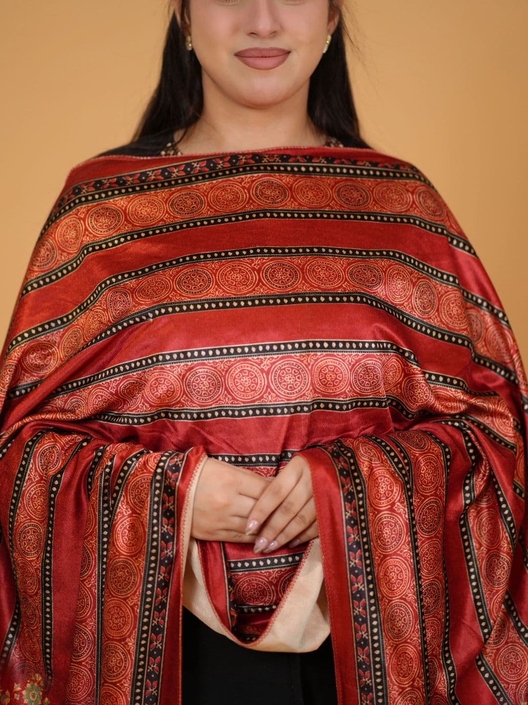 SHIFNEEN Women Ethnic Motifs Printed Velvet Shawl thumbnail 2