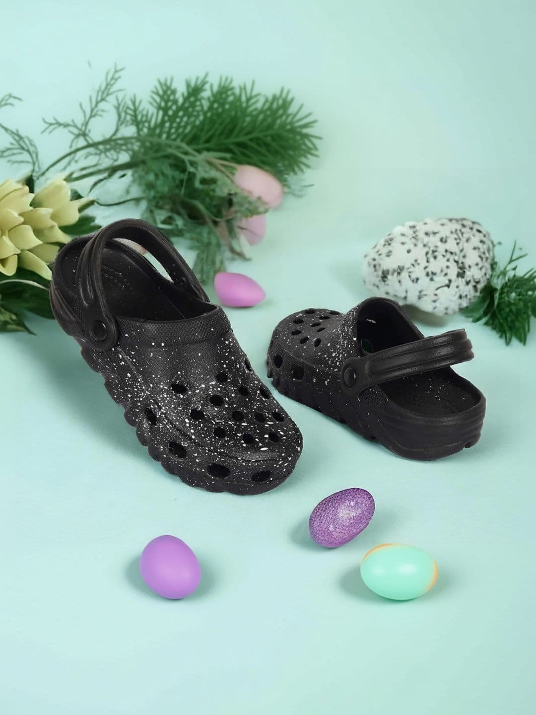 Jactooz Men Embellished Clogs thumbnail 7