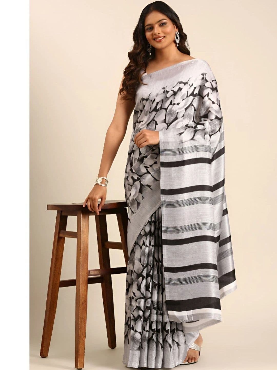 Taashi Tussar Saree thumbnail 2