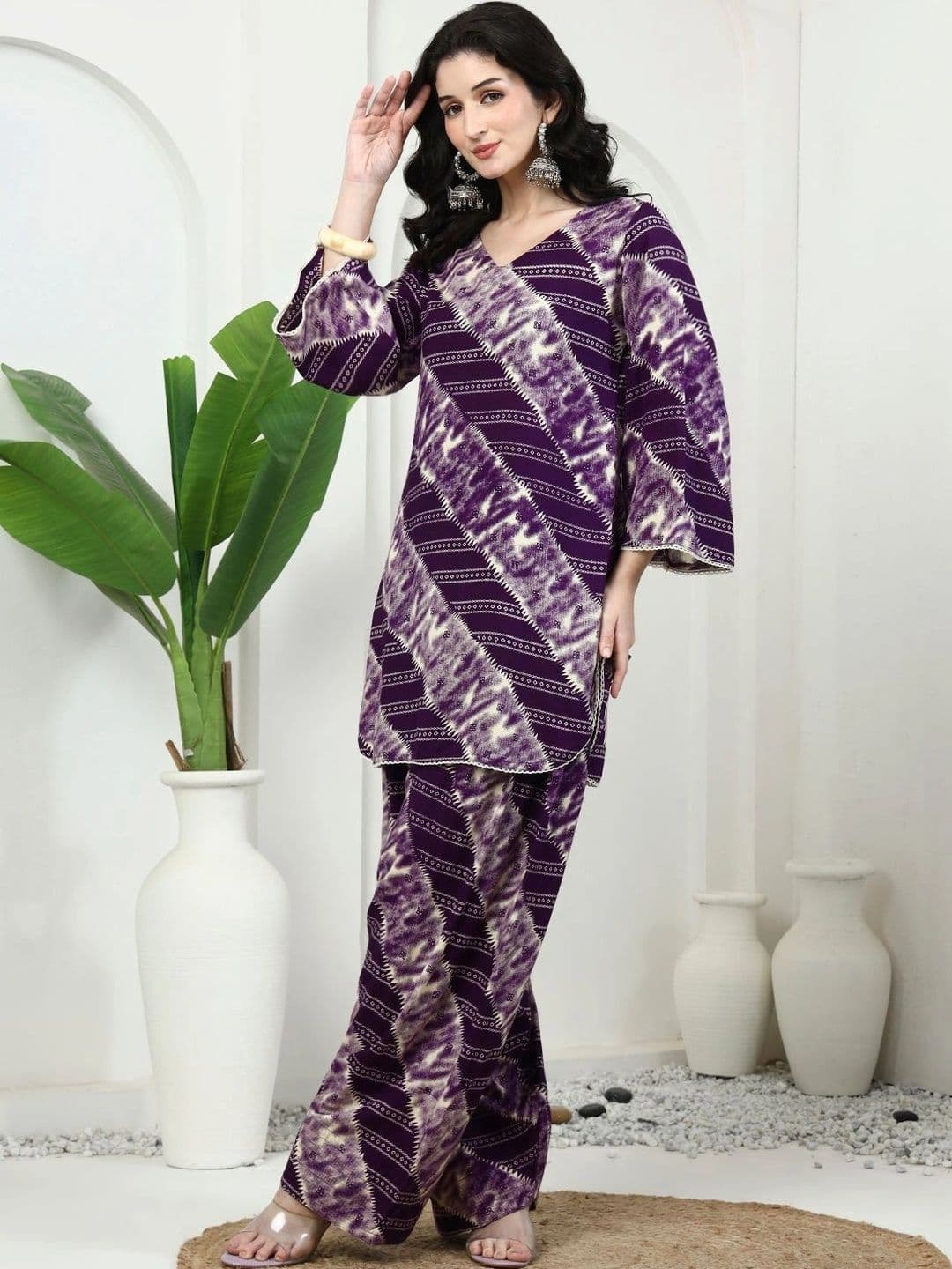 KALINI Women Printed Regular Kurta with Farshi salwar thumbnail 2