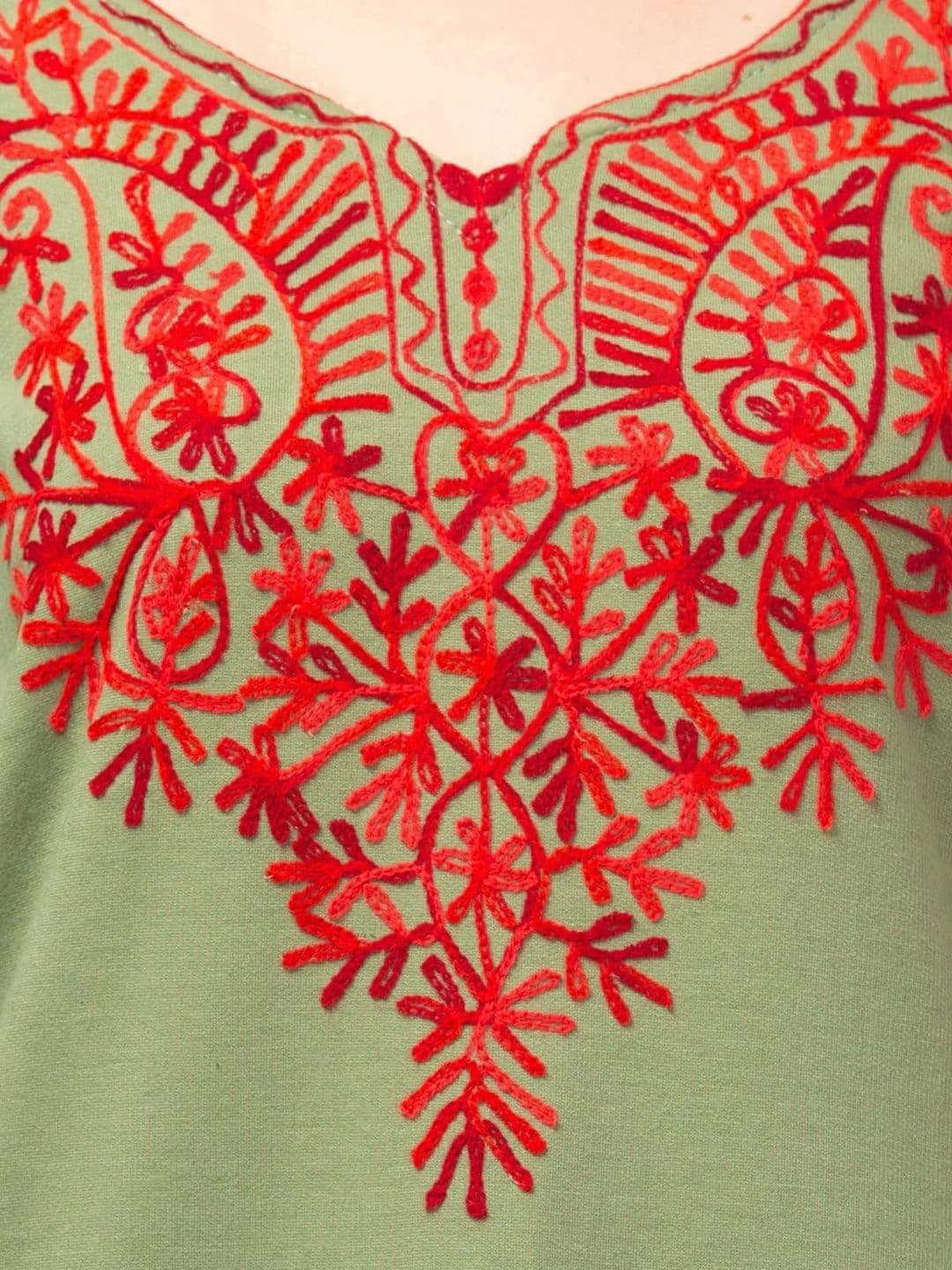 ERUDITE CLUB Women Ethnic Motifs Embroidered Thread Work Woollen Kurta thumbnail 5