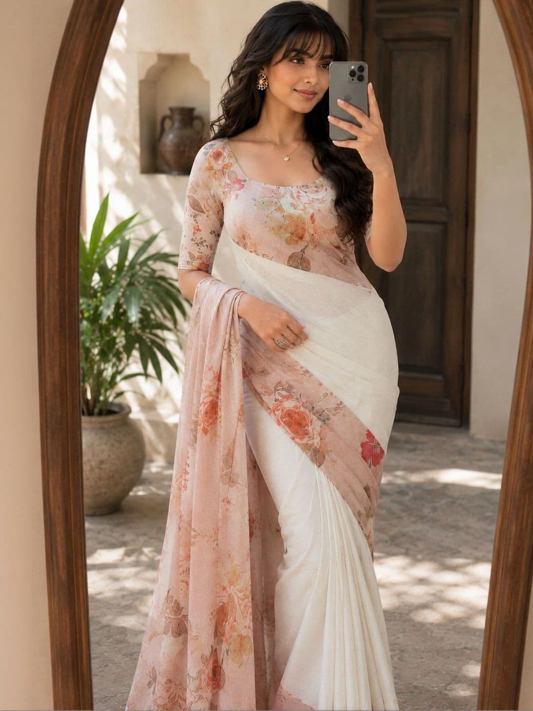 Durga Textile Floral Silk Blend Saree thumbnail 2