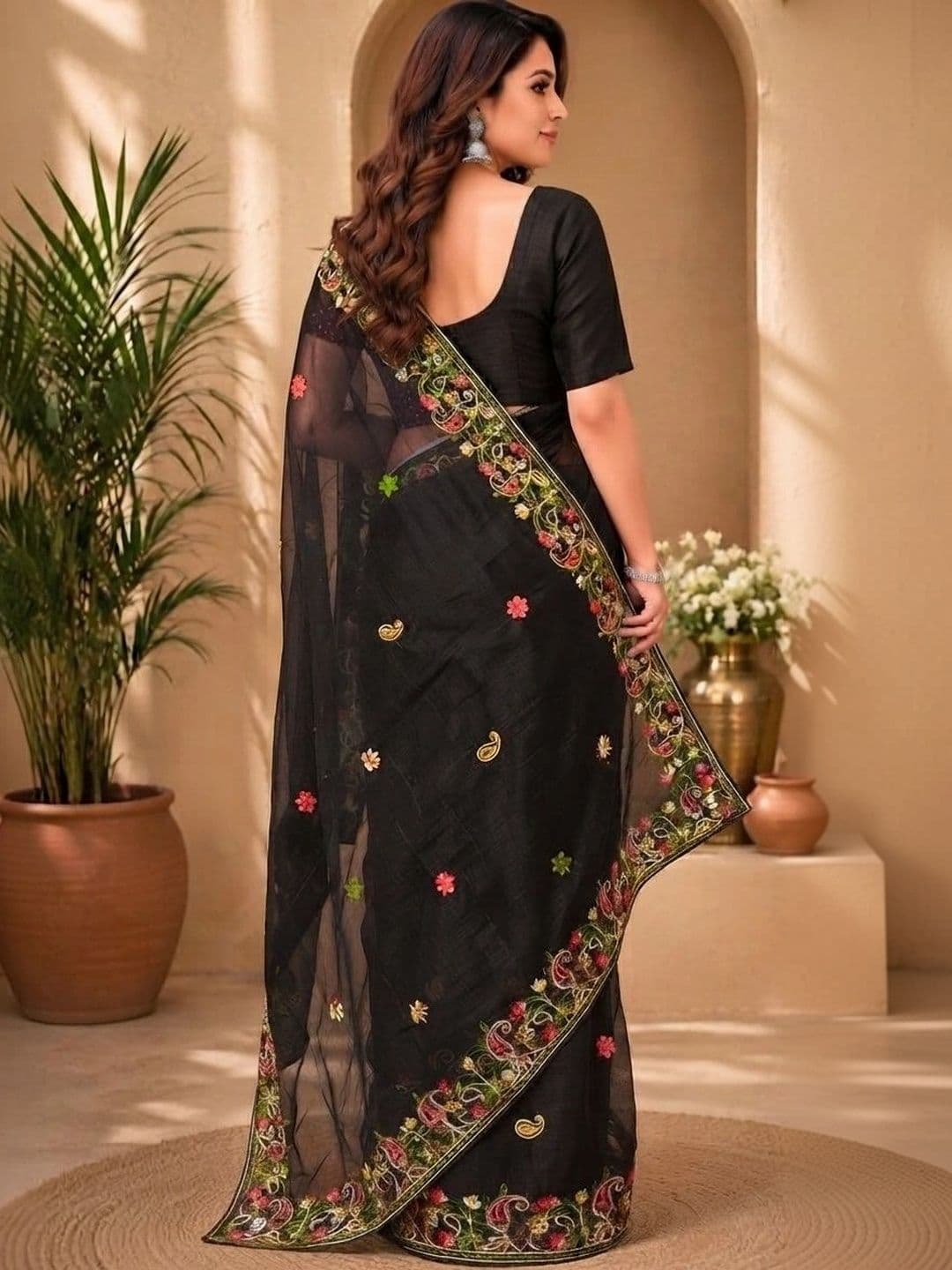 akhodalkrp Floral Embroidered Net Saree thumbnail 3