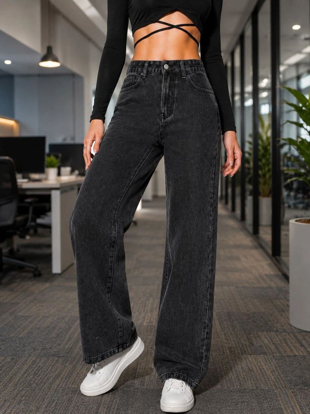 DENIMLOOK Women Flared High-Rise Jeans thumbnail 3